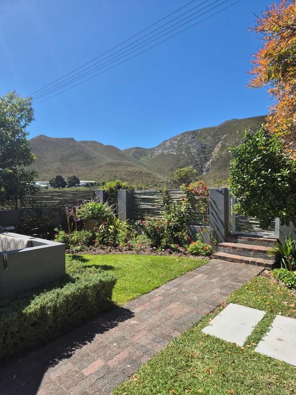 3 Bedroom Property for Sale in Voelklip Western Cape
